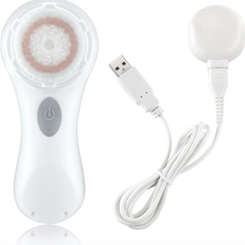 Clarisonic Mia 1 cleansing brush